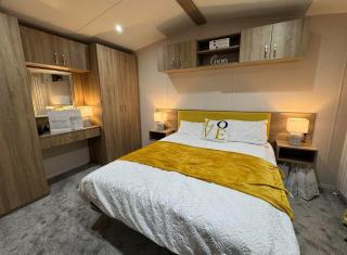 Arranview Lochside Pods & Lodges all with private Hot-tubs - Fenwick - 4