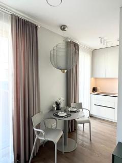 Apt w-Balcony by the River walk I Cohost - Vilnius - 1