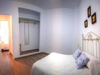 Apartment in Peñaflor with Charming Patio - 2