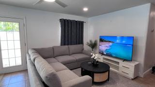 5 bedroom pool house air hockey walk to beach - Cape Canaveral - 2