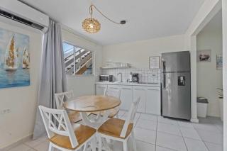 WLR4 - 2BR near Palm Beach - White Lotus Retreat - Palm-Eagle Beach - 5
