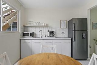 WLR4 - 2BR near Palm Beach - White Lotus Retreat - 4