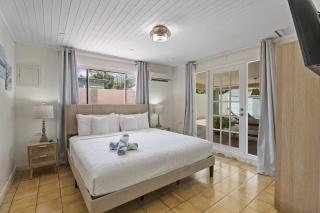 WLR4 - 2BR near Palm Beach - White Lotus Retreat - 1