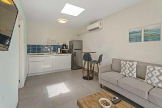WLR6 - 1BR near Palm Beach - White Lotus Retreat - Palm-Eagle Beach - 9