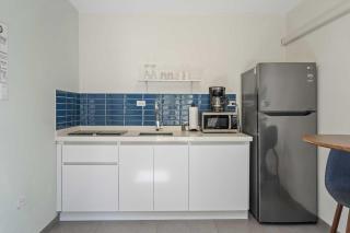 WLR6 - 1BR near Palm Beach - White Lotus Retreat - Palm-Eagle Beach - 6