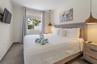 WLR6 - 1BR near Palm Beach - White Lotus Retreat - Palm-Eagle Beach - 2