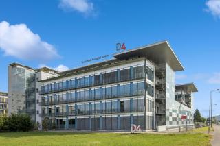 COMFORT HOMES - Premium Apartments - 15' Lucerne - Washer & Dryer - Public Transport - Parking - Root - 4