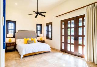 VIP Beach Club Pool, Floor-to-Ceiling Views - San José del Cabo - 8