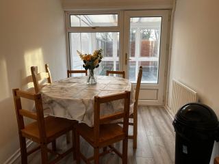 Harkness Suite - Contractors - 9