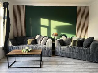 Harkness Suite - Contractors - Cheshunt - 8