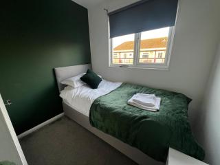 Harkness Suite - Contractors - Cheshunt - 4