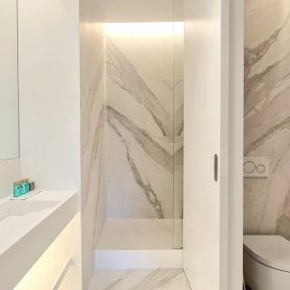 Elegant Minimalist Retreat in Barcelona - 1