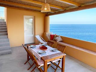 casa incastonata nel mare - Canneto - 5