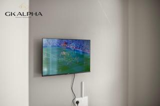 Contractor-Friendly 5-Bed Apartment 7 Mins to Reading Centre - Parking & Wi-Fi - Earley - 2