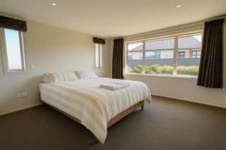 West Meadows Escape, Lake & Slopes Minutes Away - Wanaka - 8