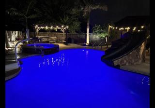 Backyard Oasis! - Brownsville - 4