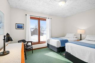 Park Point Beach House - Duluth - 1