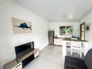 Blue House Lodge - Faaa - 9