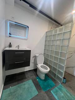 Blue House Lodge - Faaa - 7