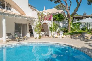 Charming Vale Do Lobo Villa Private Pool Villa Vale Do Garro 51 Short Walk To Beach - Vale do Lobo - 0