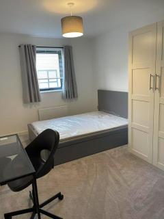Entire 2B2B Flat, Central Durham - - 7