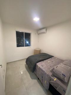 10 min da Fenadoce, apartamento com ar condicionado - Pelotas - 1