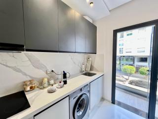 Modern 2BR Getaway with Balcony - Tanger - 4