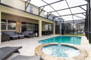 9BR Family Villa Pool Perfect for Groups - 5