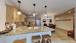 One Bedroom Condo Close To Canyon Lodge! - Mammoth Lakes - 1