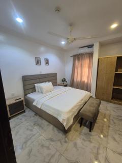 Al-ihsan Metro Hotel - - 5