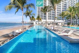 Harbor 171 - Beachfront Suites with Pools Gym & Rooftop - Puerto Vallarta - 0