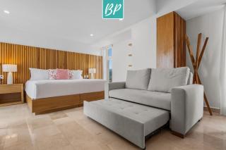 Harbor 171 - Beachfront Suites with Pools Gym & Rooftop - Puerto Vallarta - 3