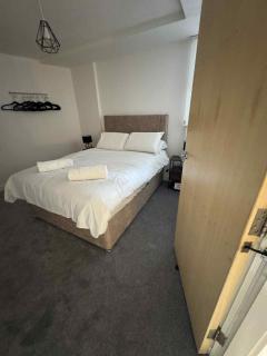 City Centre Apartment - Liverpool - 6