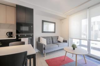 Cozy apartment steps away from Costanera Center - 0
