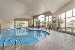 Best Western Hotel Brossard - Brossard - 4