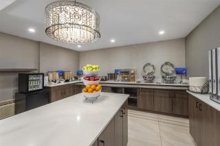 Best Western Hotel Brossard - 7
