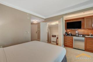 MGM Signature-07-703 Strip View Jacuzzi Studio - Las Vegas - 8