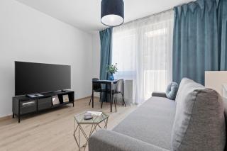 Blue Moon Apartment with Free Parking - 0