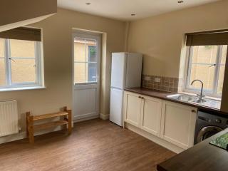 Charming, self-contained annexe - Swindon - 9
