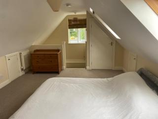 Charming, self-contained annexe - Swindon - 3