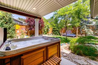 11 Mi to Snowbird Resort Mtn-View Apt with Hot Tub - Salt Lake City - 0