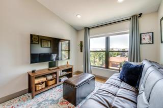 11 Mi to Snowbird Resort Mtn-View Apt with Hot Tub - Salt Lake City - 7