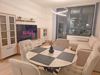 Eterna Premium Apartment 2 Bedroom - Sajmište - 9