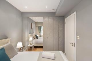 11 Nell Gwynn - Chelsea - Londra - 1