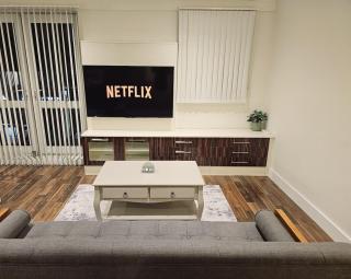 Spacious 2-bedroom Flat, Edgware HA8 - Edgware - 4
