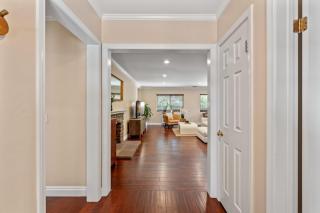 Modern Serenity Near LA Tranquil 3BR Stay - La Puente - 1