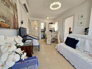 Agustina Seaview in Rincon de Loix -free parking, Wi-Fi, pool, new air conditioning, sea view - Benidorm - 0