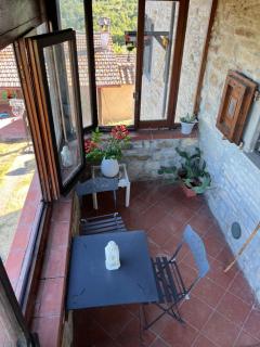 Casale in collina immerso nel verde con Piscina e ampio giardino - 6