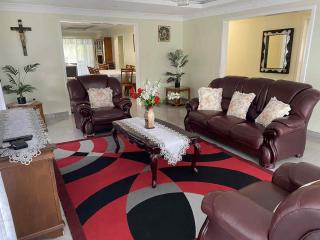 Modern Family Home in Holonga, Tongatapu - Mount Pritchard - 5