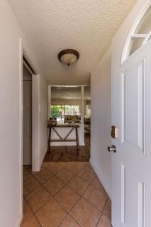 Sunny Poolside Oasis l 8 mins from Disneyland! - Anaheim - 8